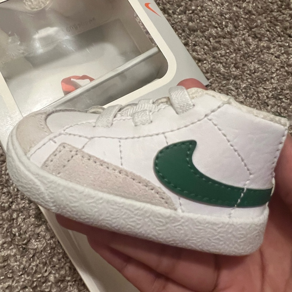 Nike Baby Size 1C NEW!